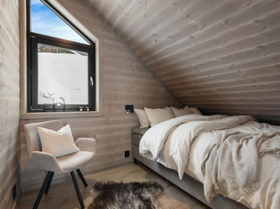 Flygende Utsiktshytte Med Magisk Utsikt Sogndal Exterior photo